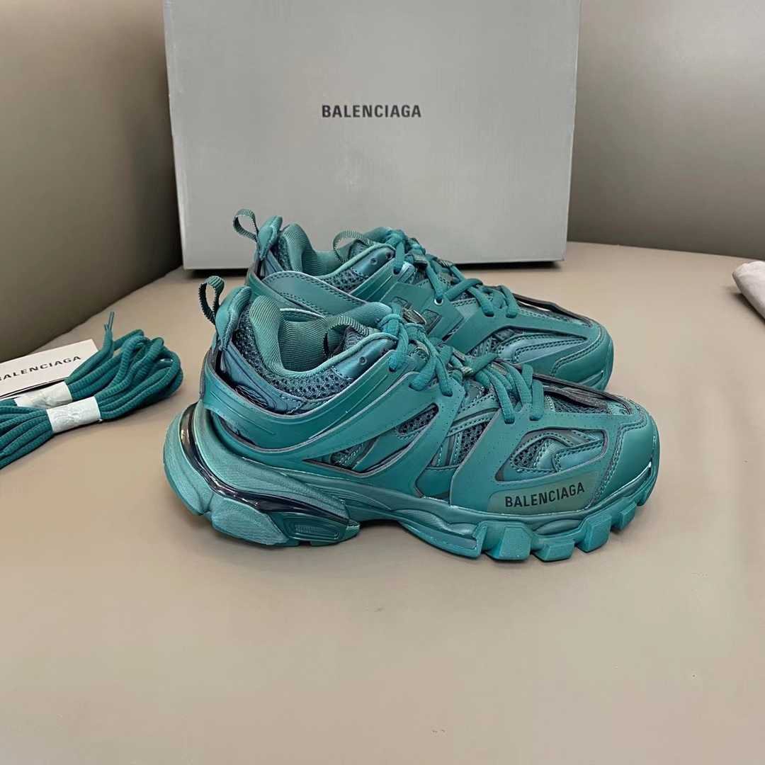 Balenciaga Track 3.0 Sneaker  - DesignerGu