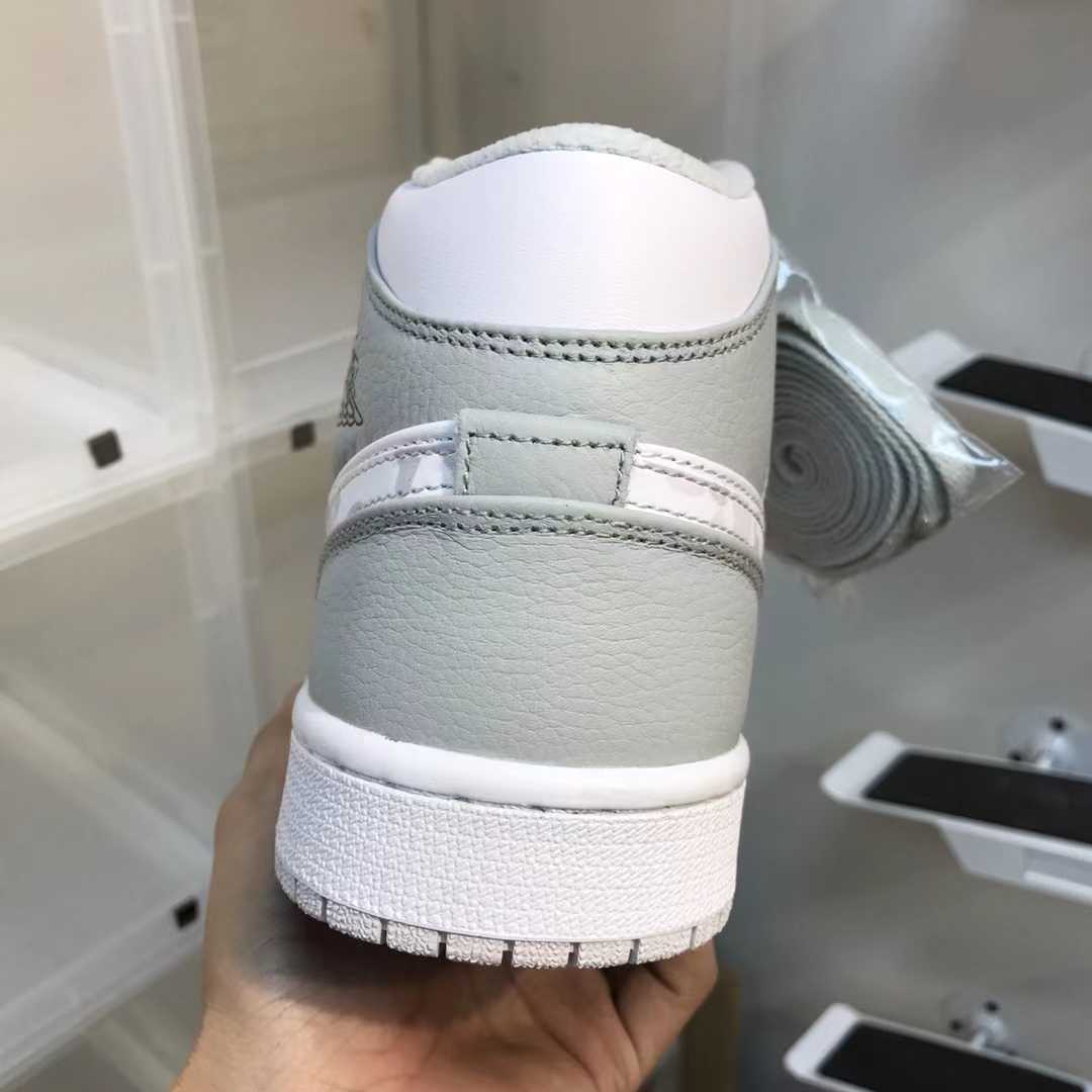 Air Jordan 1 Mid Sneaker     688450550 - DesignerGu