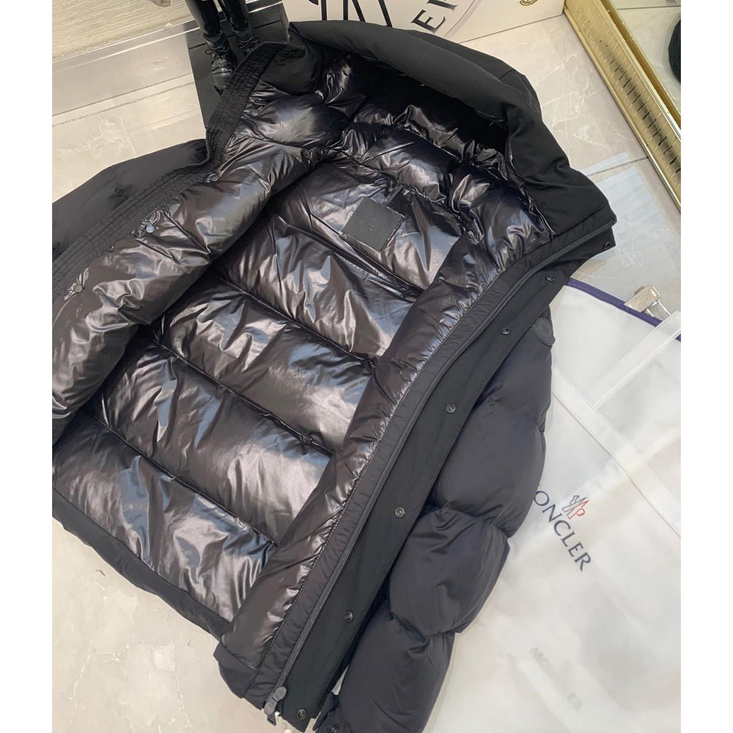 Moncler Short Down Jacket - DesignerGu