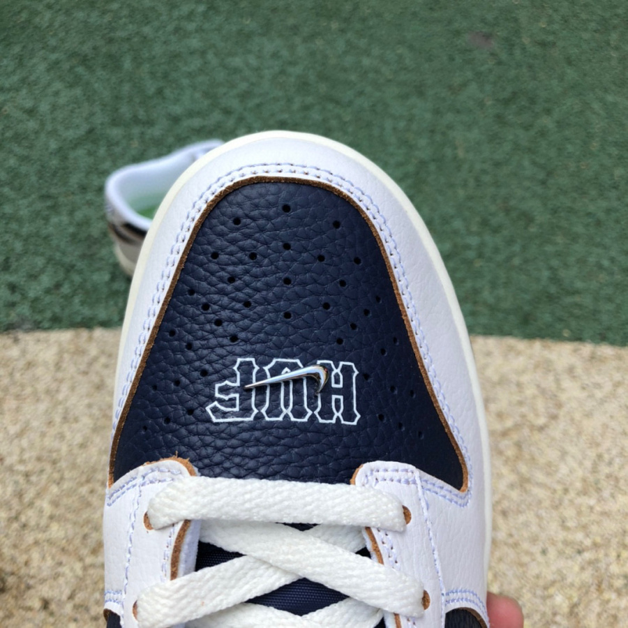 Huf x Nike SB Dunk Low Nyc Sneaker        FD8775-100 - DesignerGu