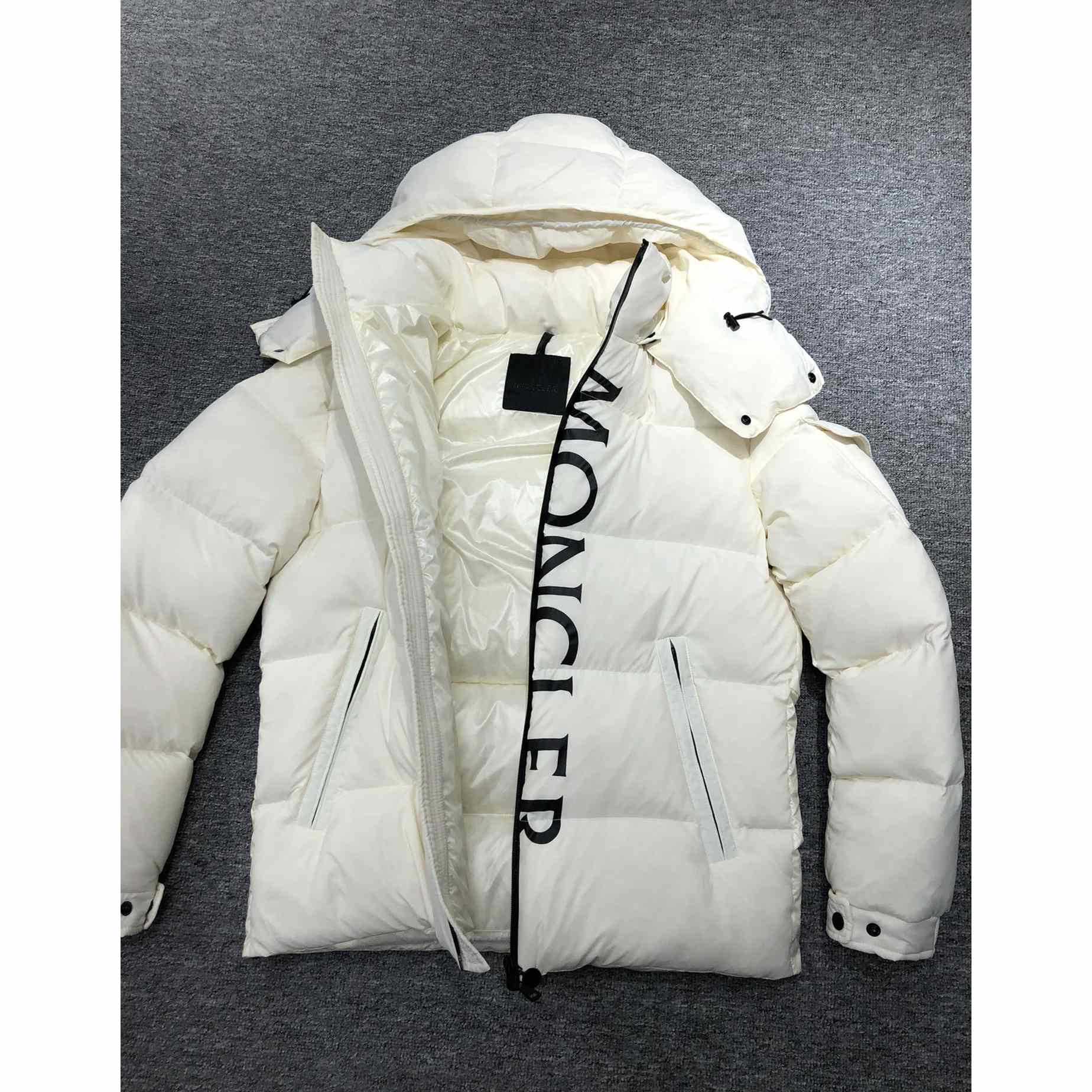 Moncler Dieng Short Down Jacket - DesignerGu