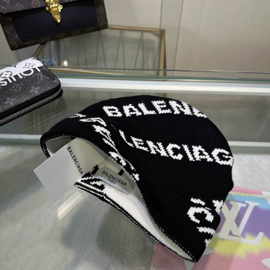 Balenciag Allover Logo Beanie  - DesignerGu