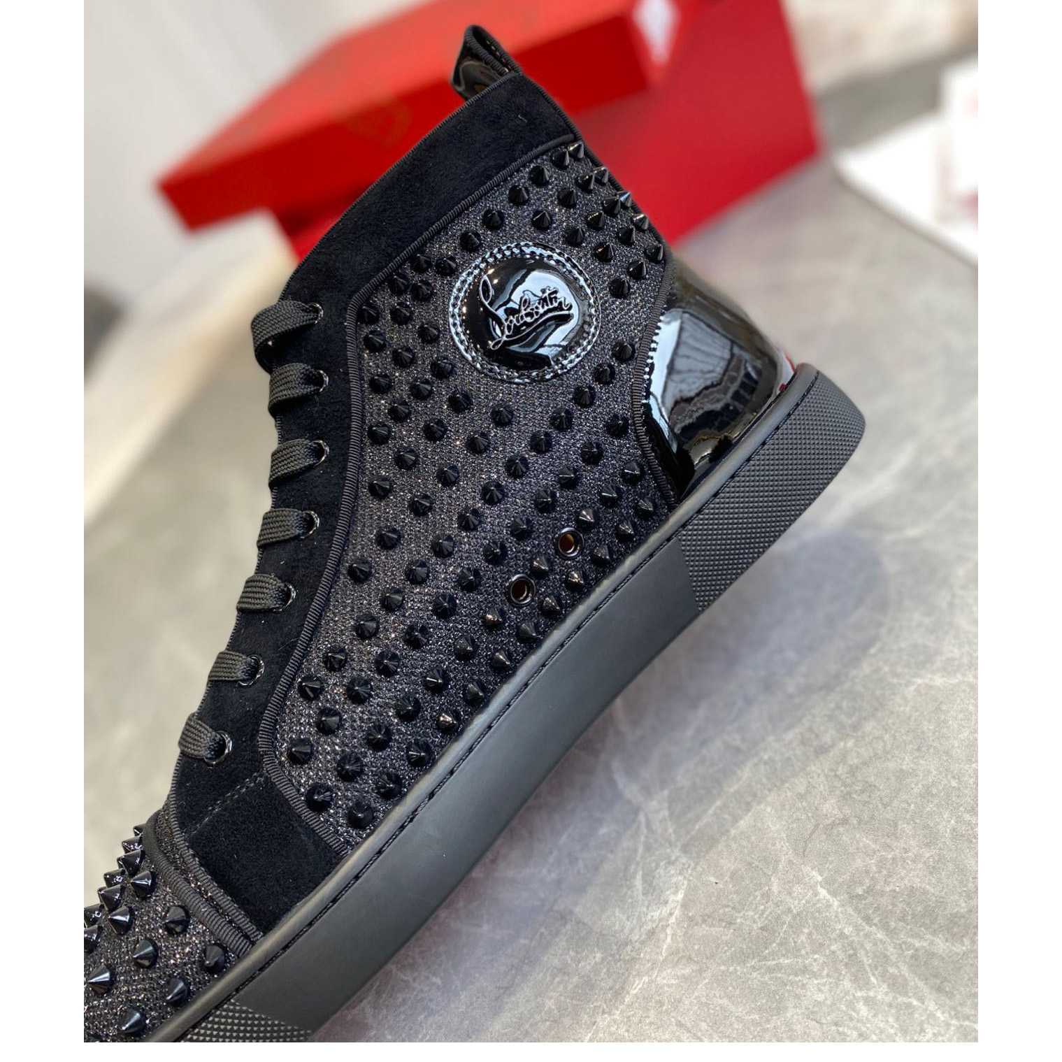 Christian Louboutin Sneaker  - DesignerGu