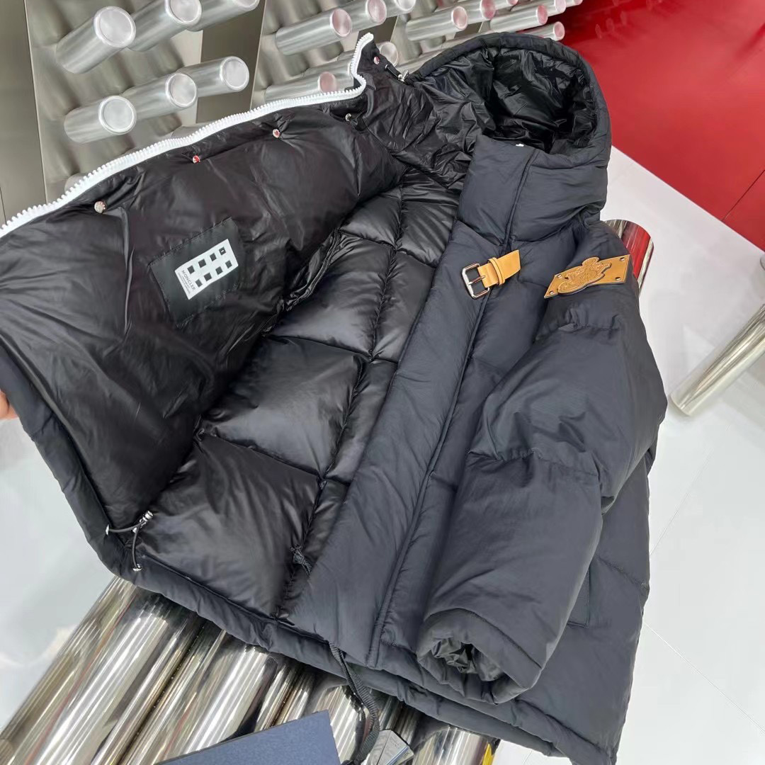 Moncler Wintefold Short Down Jacket - DesignerGu