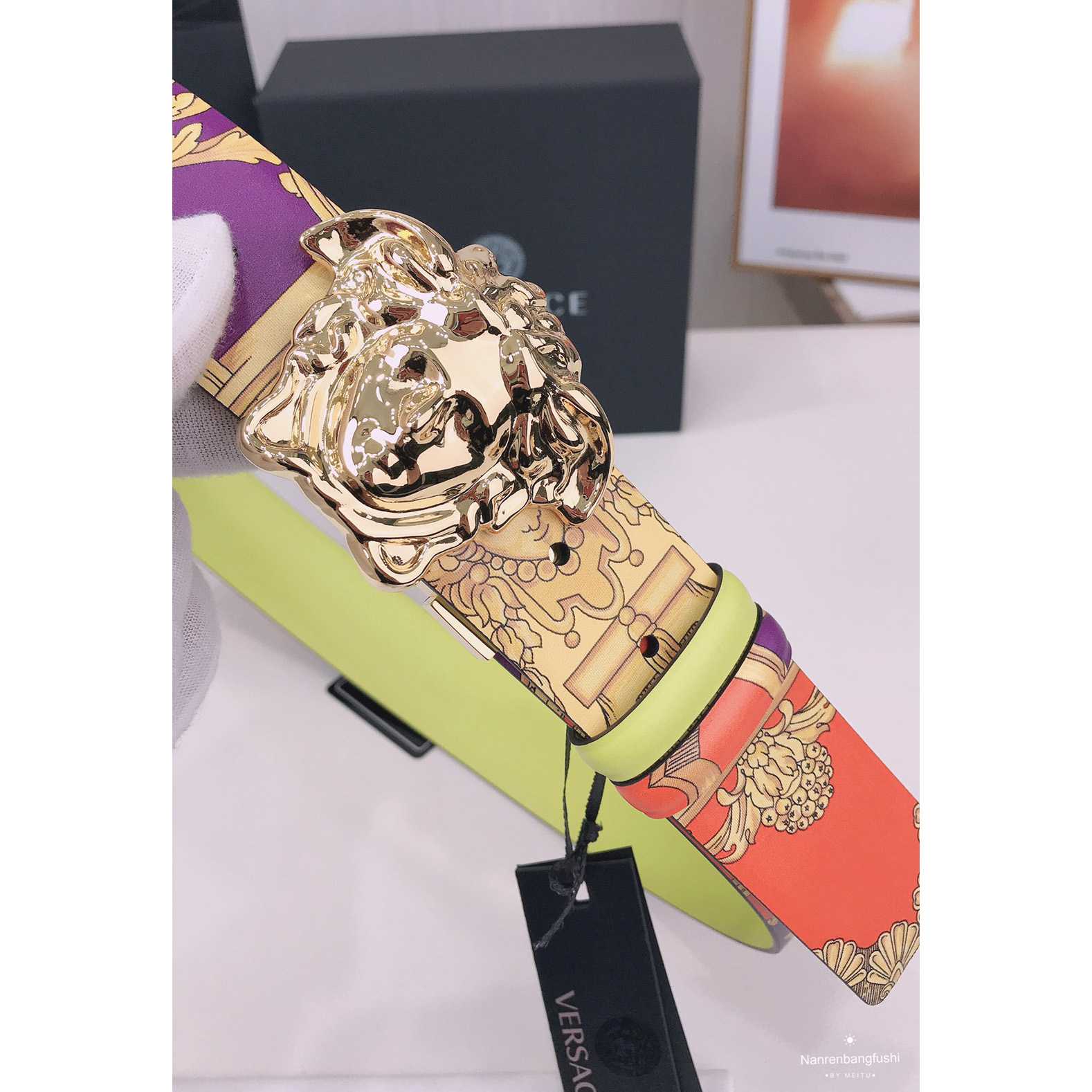 Versace La Medusa Le Pop Classique Reversible Belt   40mm - DesignerGu