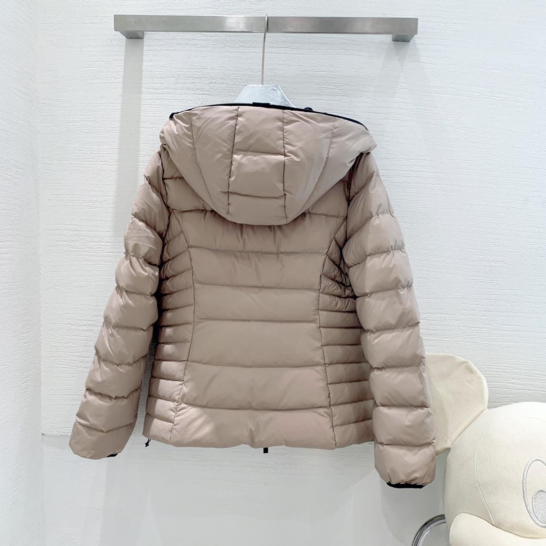 Moncler Herbe Short Down Jacket - DesignerGu