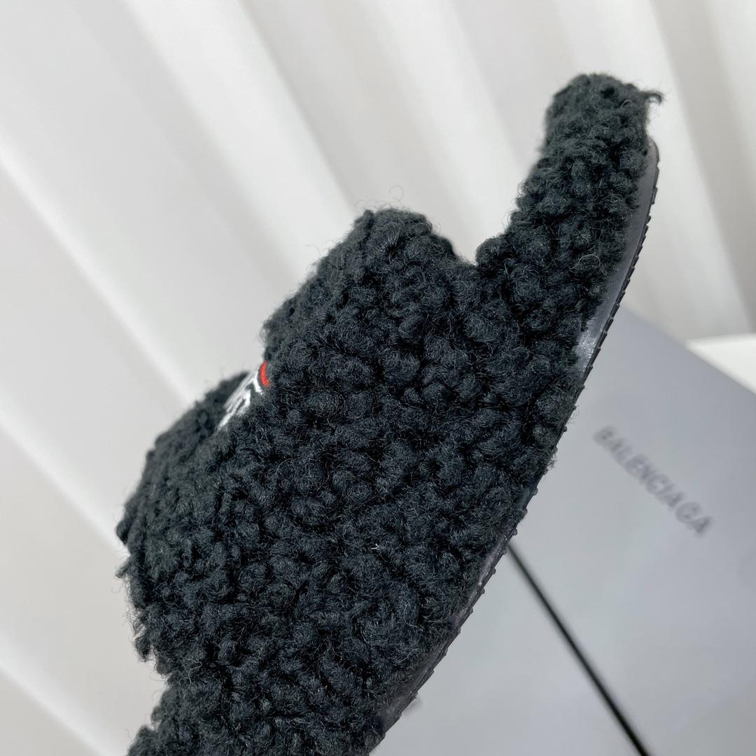 Balenciaga Furry Slide Sandal - DesignerGu