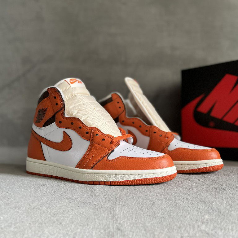 Air Jordan 1 Retro 