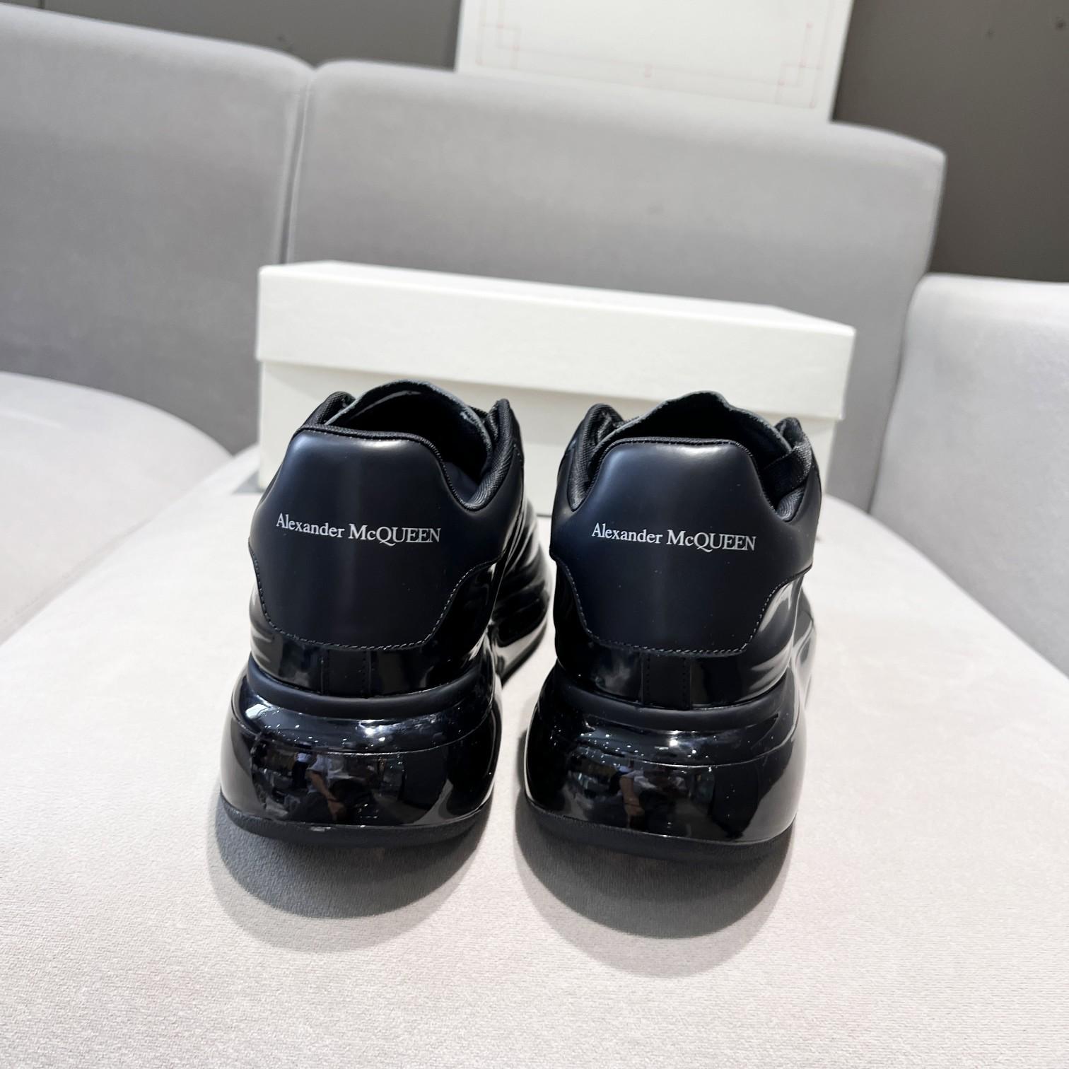 Alexander Mqueen Oversized Sneaker In Black - DesignerGu