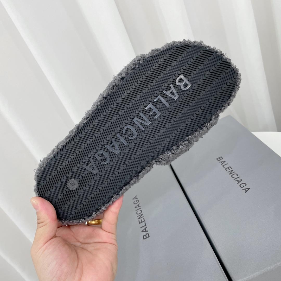 Balenciaga Furry Slide Sandal - DesignerGu