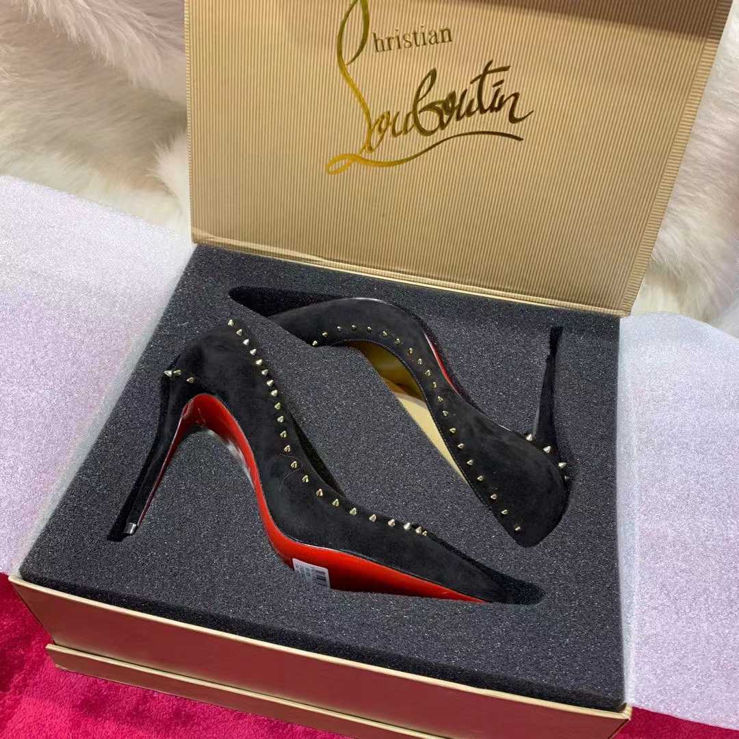 Christian Louboutin Anjalina Pumps  - DesignerGu