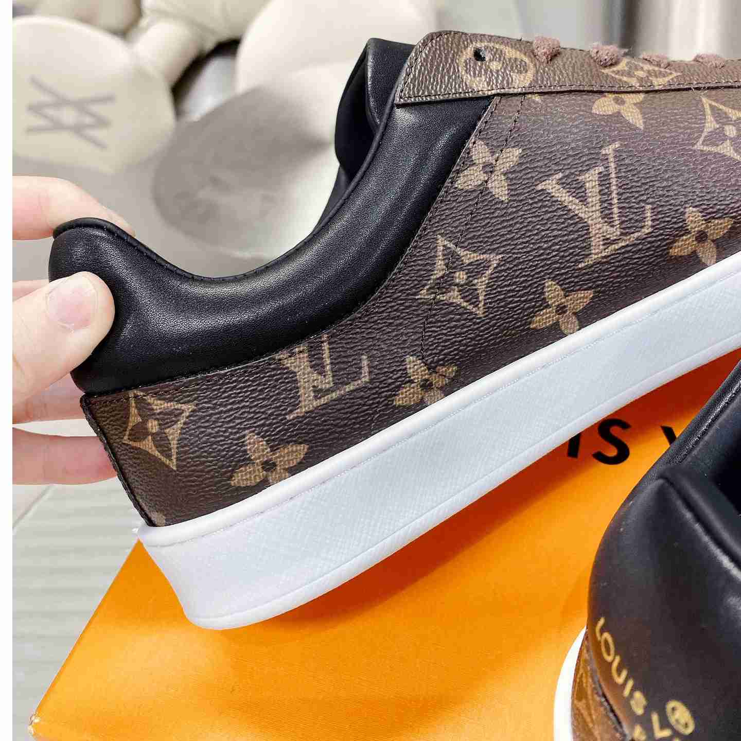 Louis Vuitton Luxembourg Samothrace Sneakers     1A4PAF - DesignerGu