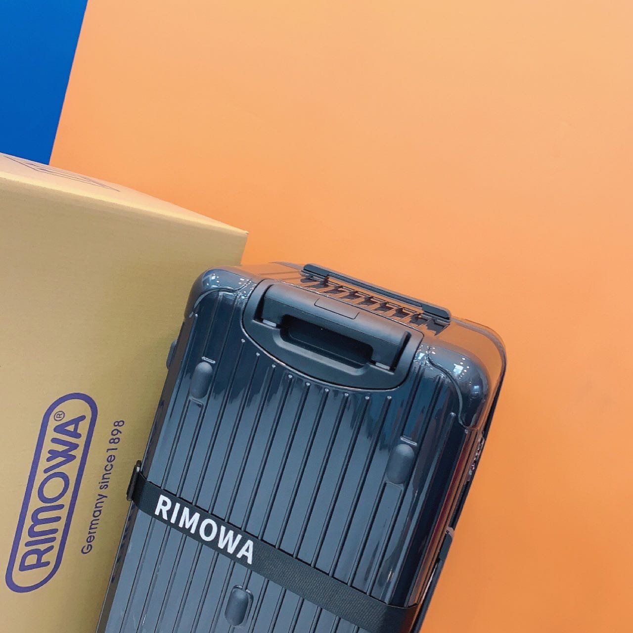 Rimowa Luggage - DesignerGu