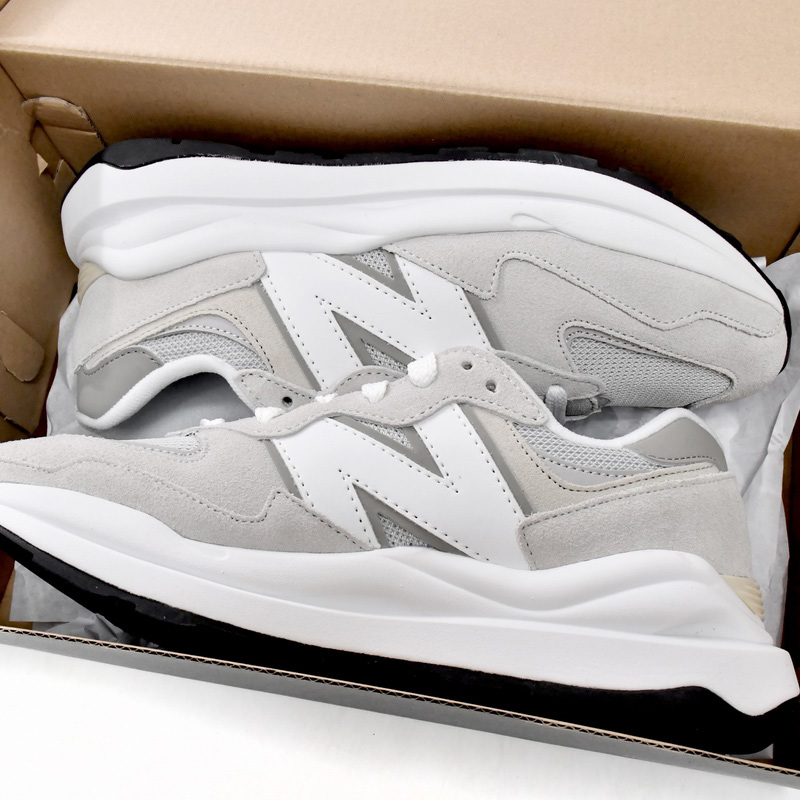 New Balance 5740 Grey Sneakers           M5740CA  - DesignerGu