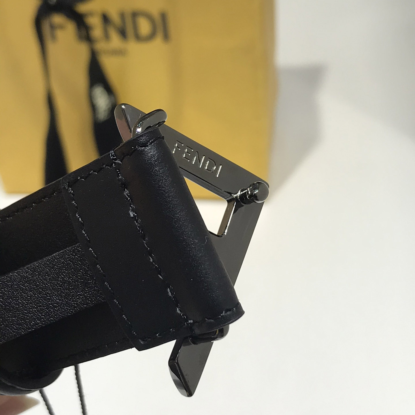 Fendi Black Leather Belt - DesignerGu