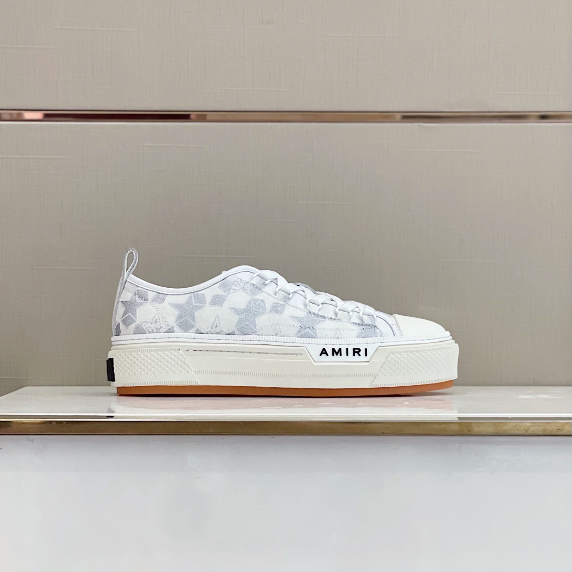 Amiri Low Top Sneaker - DesignerGu