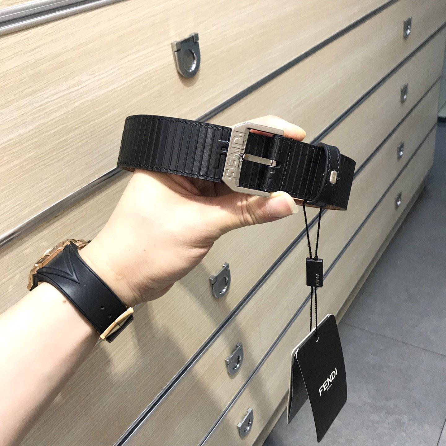 Fendi Black Leather Belt - DesignerGu