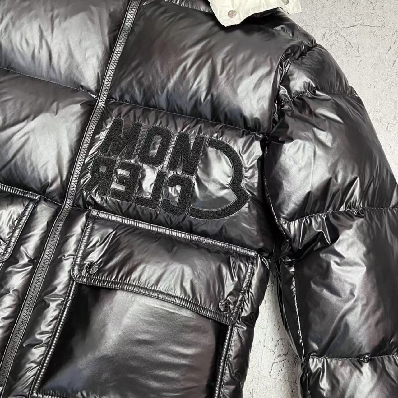 Moncler Women's Abbaye Short Down Jacket - DesignerGu