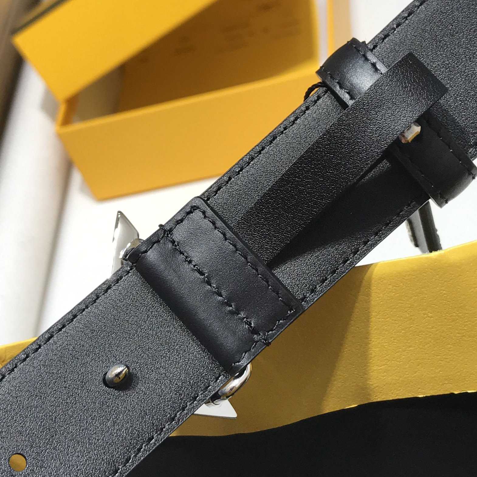 Fendi Black Leather Belt - DesignerGu