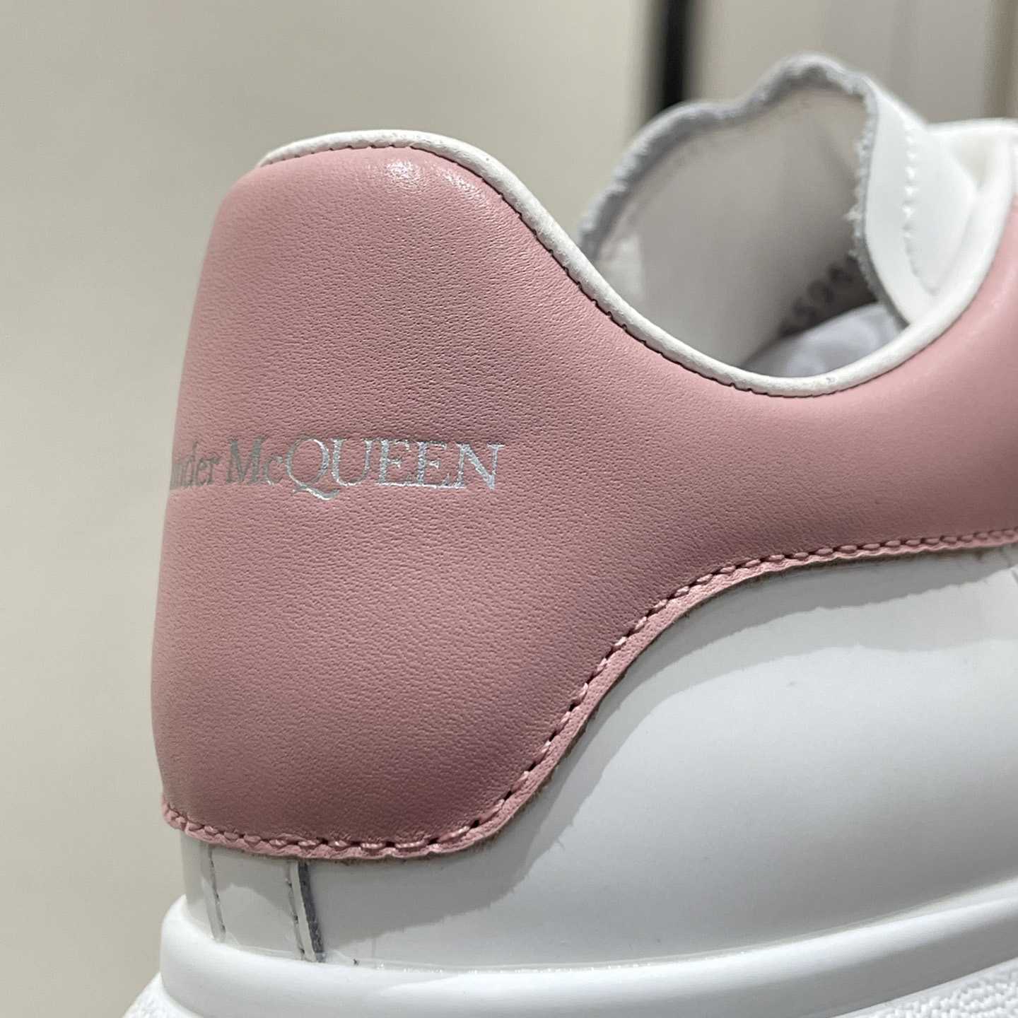 Alexander Mqueen Oversized Sneaker In Patchouli - DesignerGu