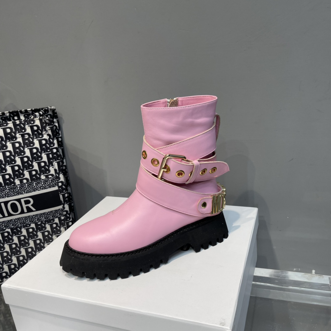 Moschino Ankle Boots - DesignerGu