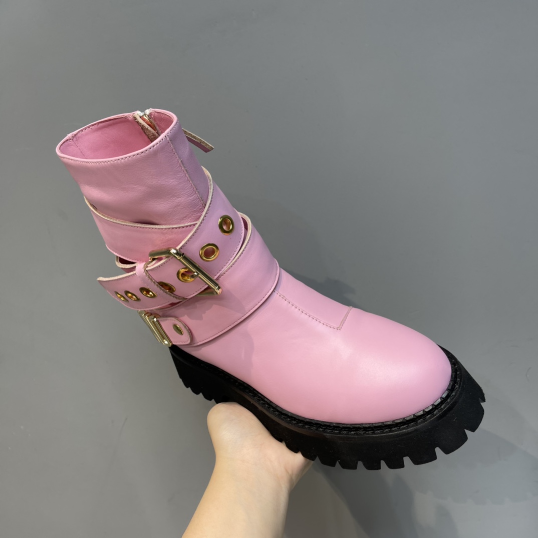 Moschino Ankle Boots - DesignerGu