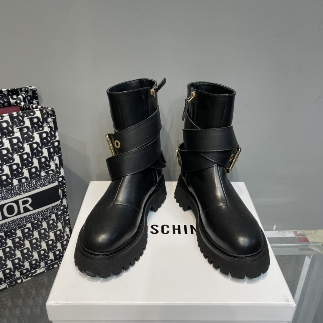 Moschino Ankle Boots - DesignerGu