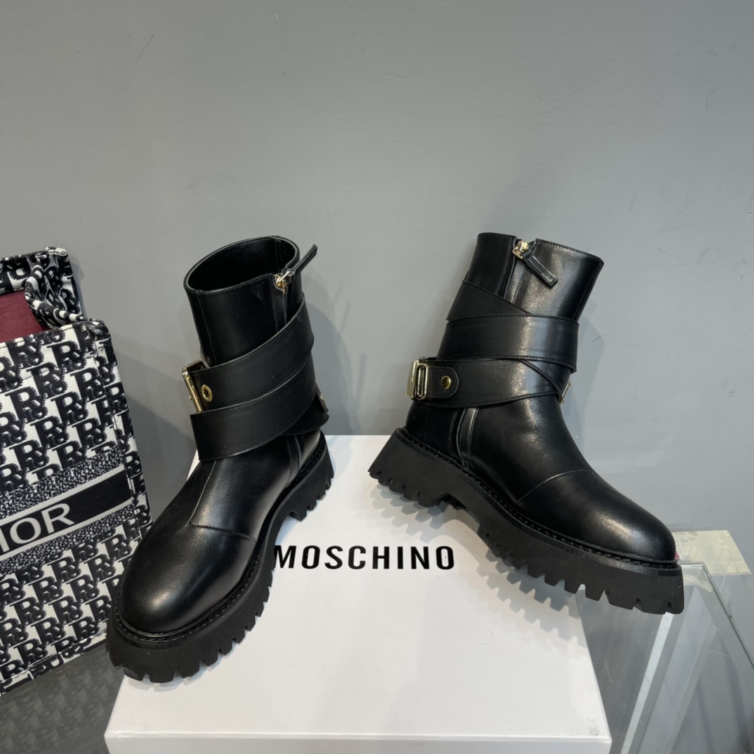 Moschino Ankle Boots - DesignerGu