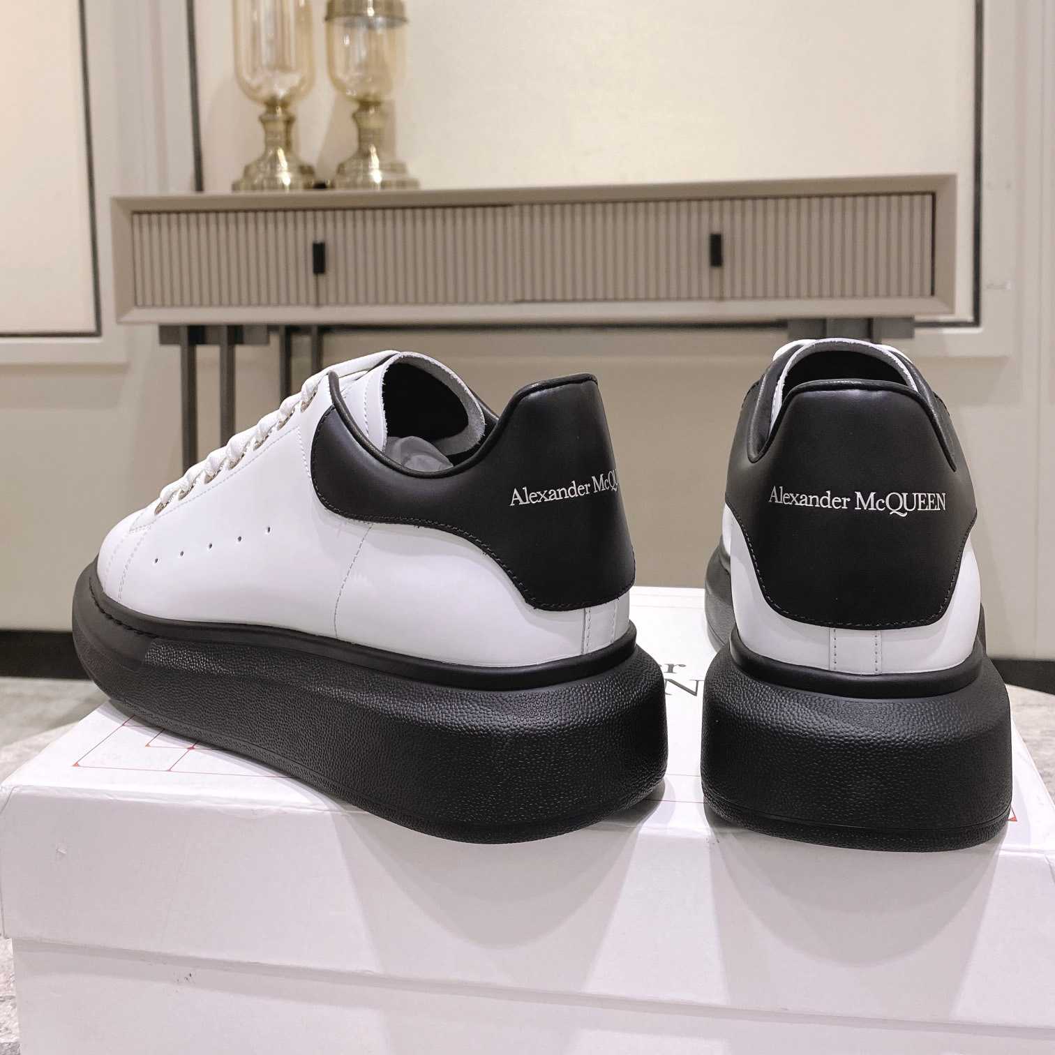 Alexander Mqueen Oversized Sneaker - DesignerGu