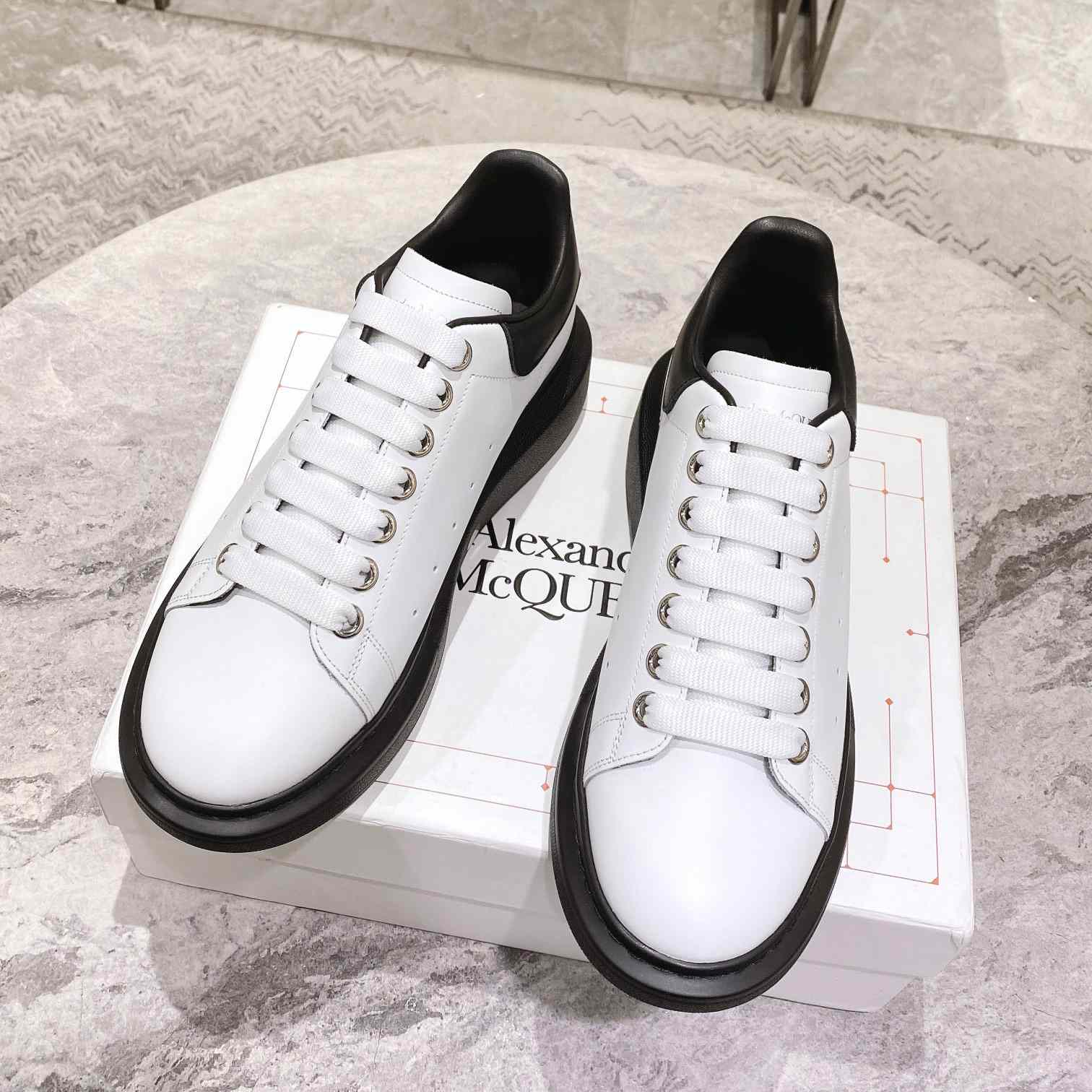 Alexander Mqueen Oversized Sneaker - DesignerGu