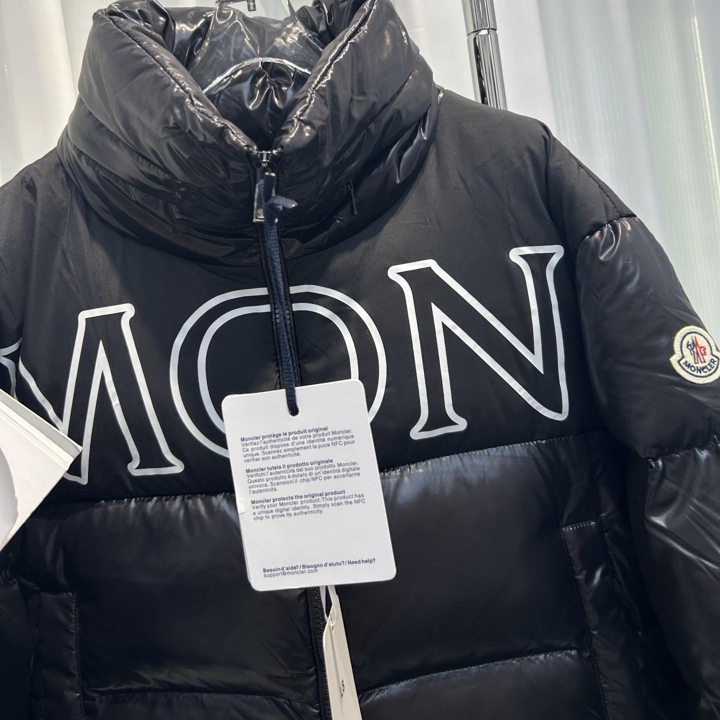 Moncler Gers Short Down Jacket    - DesignerGu