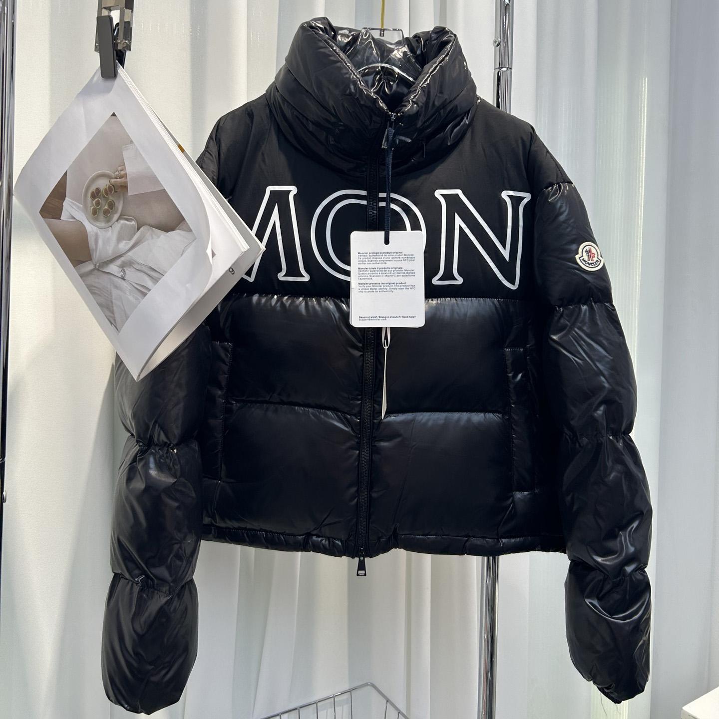 Moncler Gers Short Down Jacket    - DesignerGu