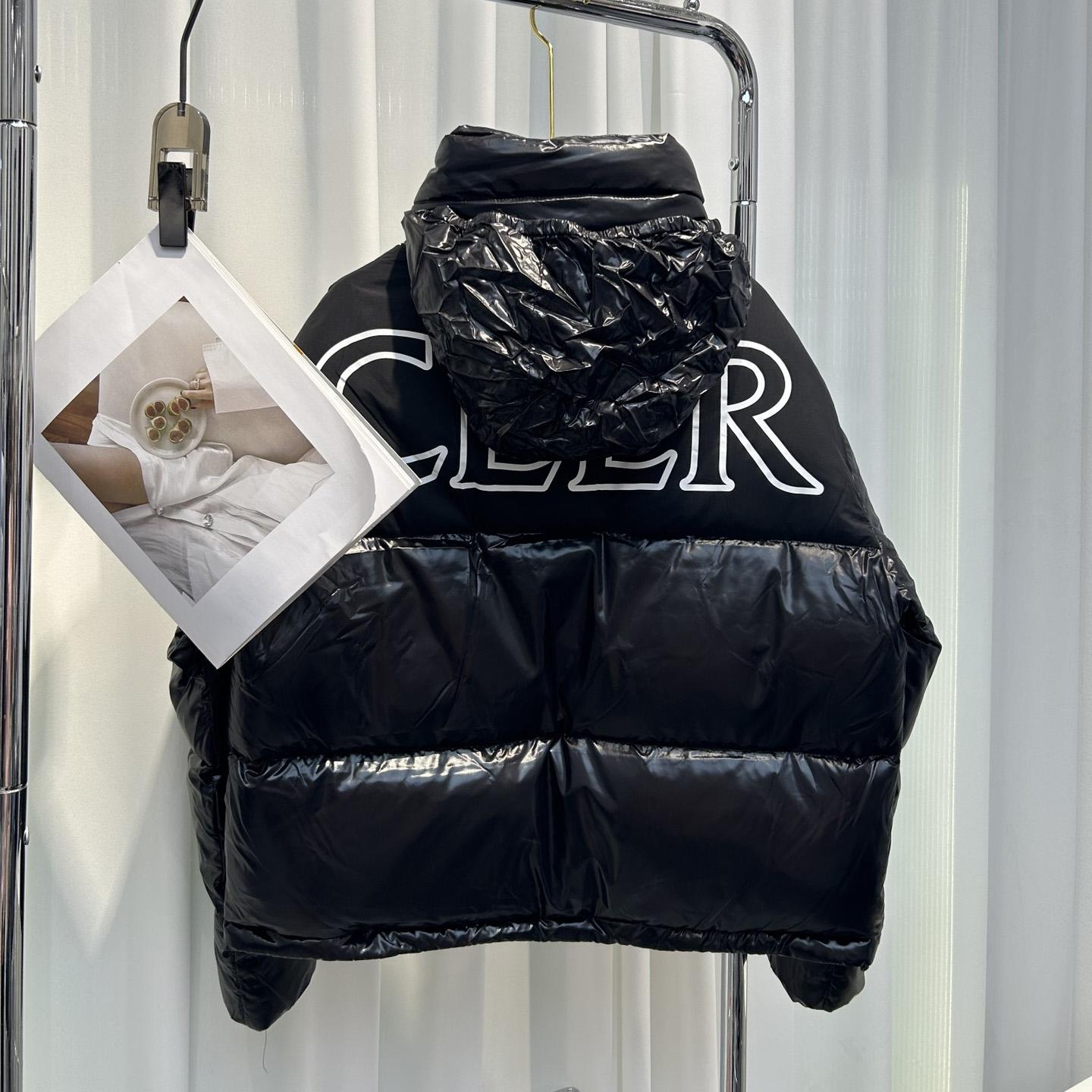 Moncler Gers Short Down Jacket    - DesignerGu