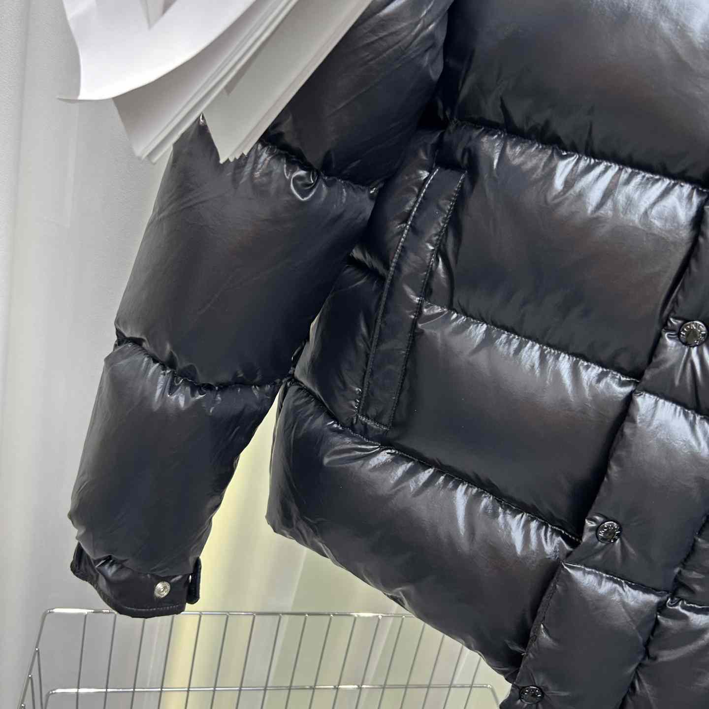 Moncler Maya 70 Short Down Jacket - DesignerGu