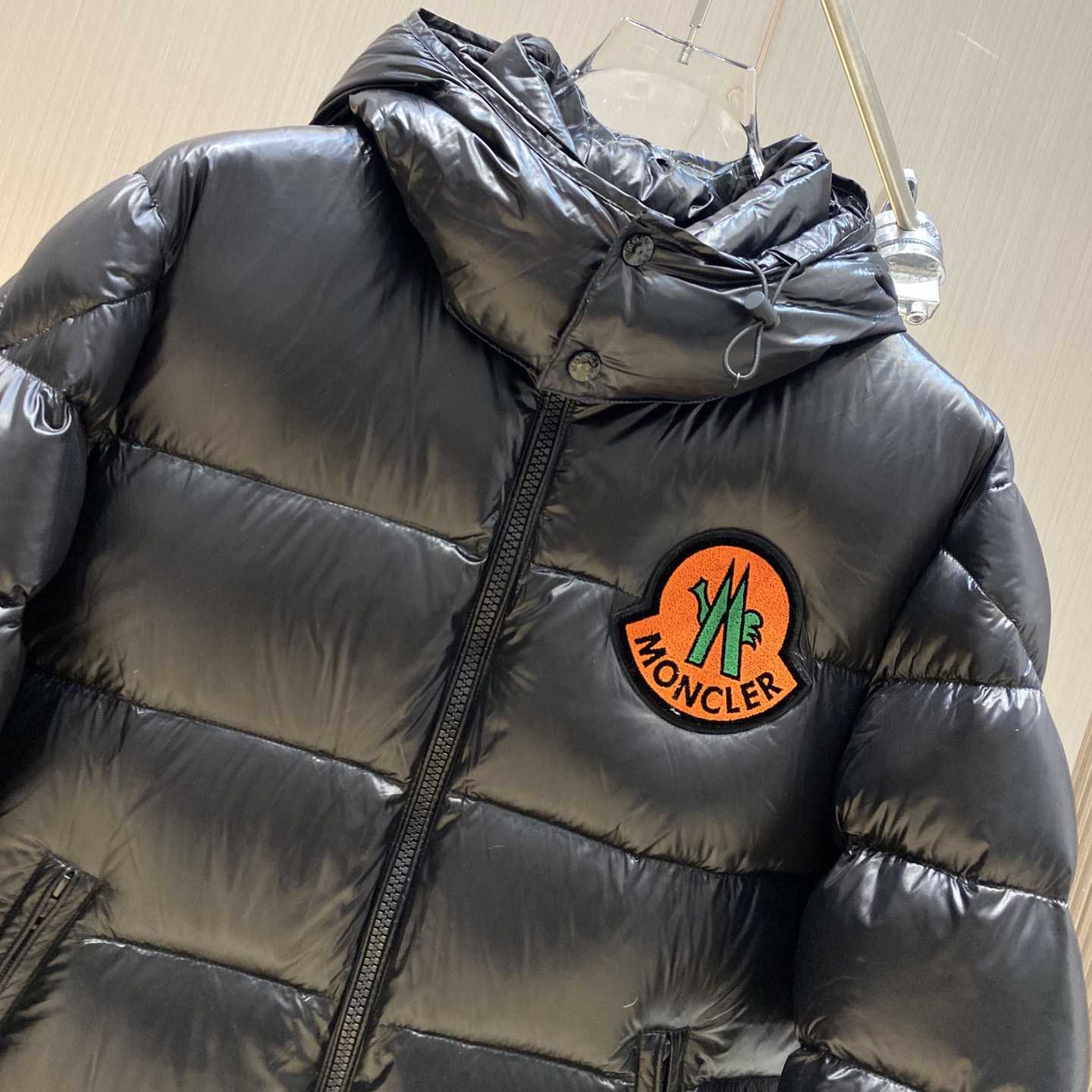 Moncler 2 Moncler 1952 Haggi Short Down Jacket - DesignerGu