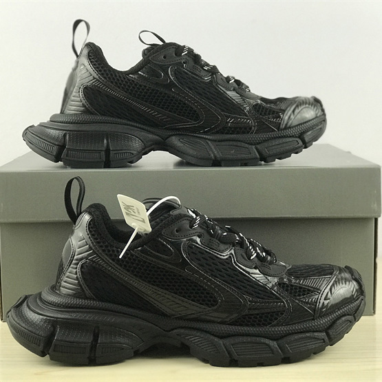 Balenciaga Black Sneaker - DesignerGu