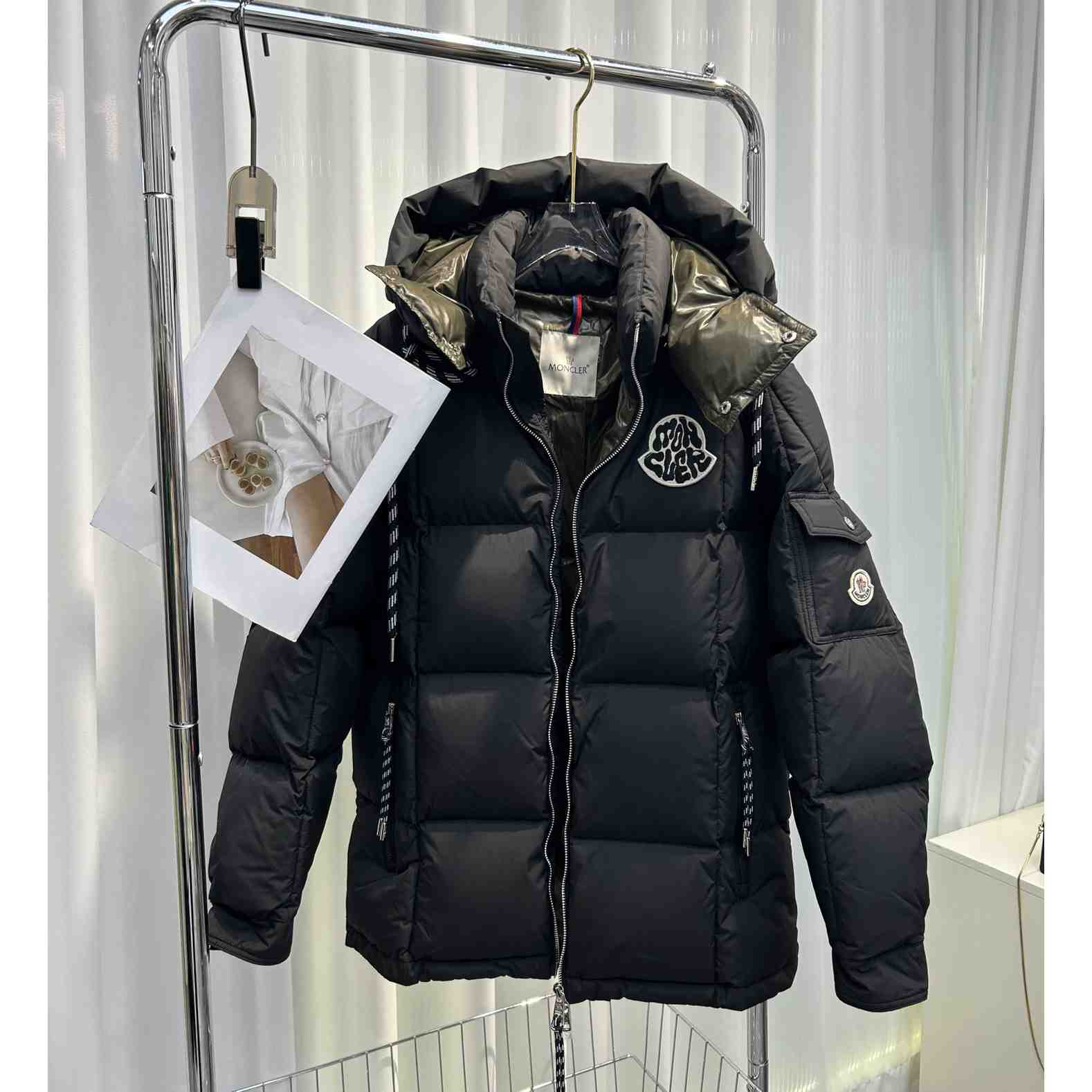 Moncler Mariveles Short Down Jacket - DesignerGu