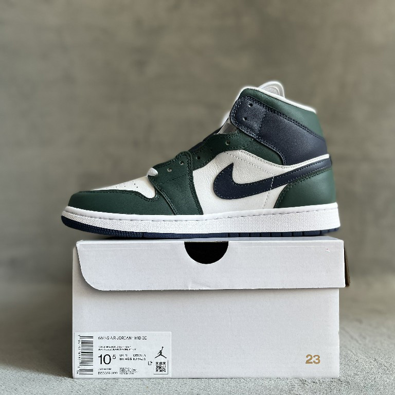 Air Jordan 1 Mid  Sneaker      DZ5326-300 - DesignerGu