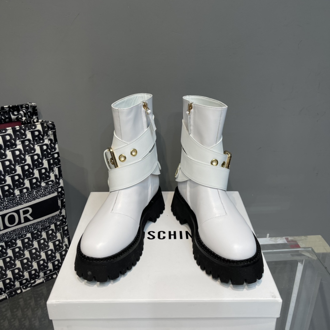 Moschino Ankle Boots - DesignerGu