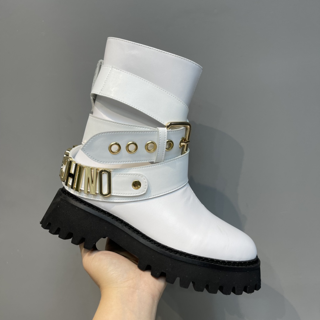 Moschino Ankle Boots - DesignerGu