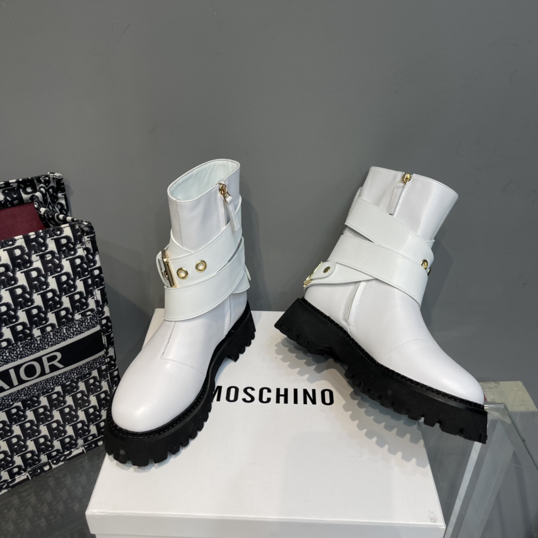 Moschino Ankle Boots - DesignerGu