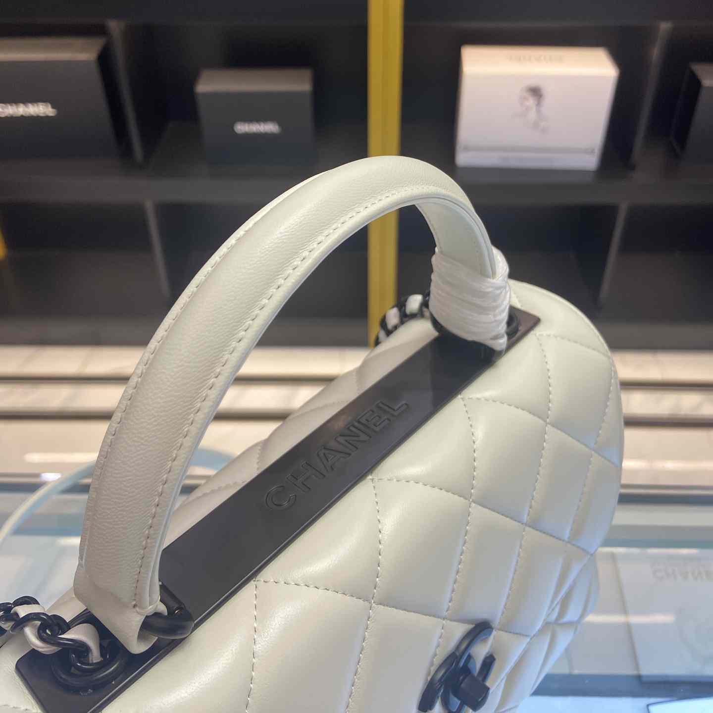 Chanel Flap Bag With Top Handle(25-12-17cm) - DesignerGu