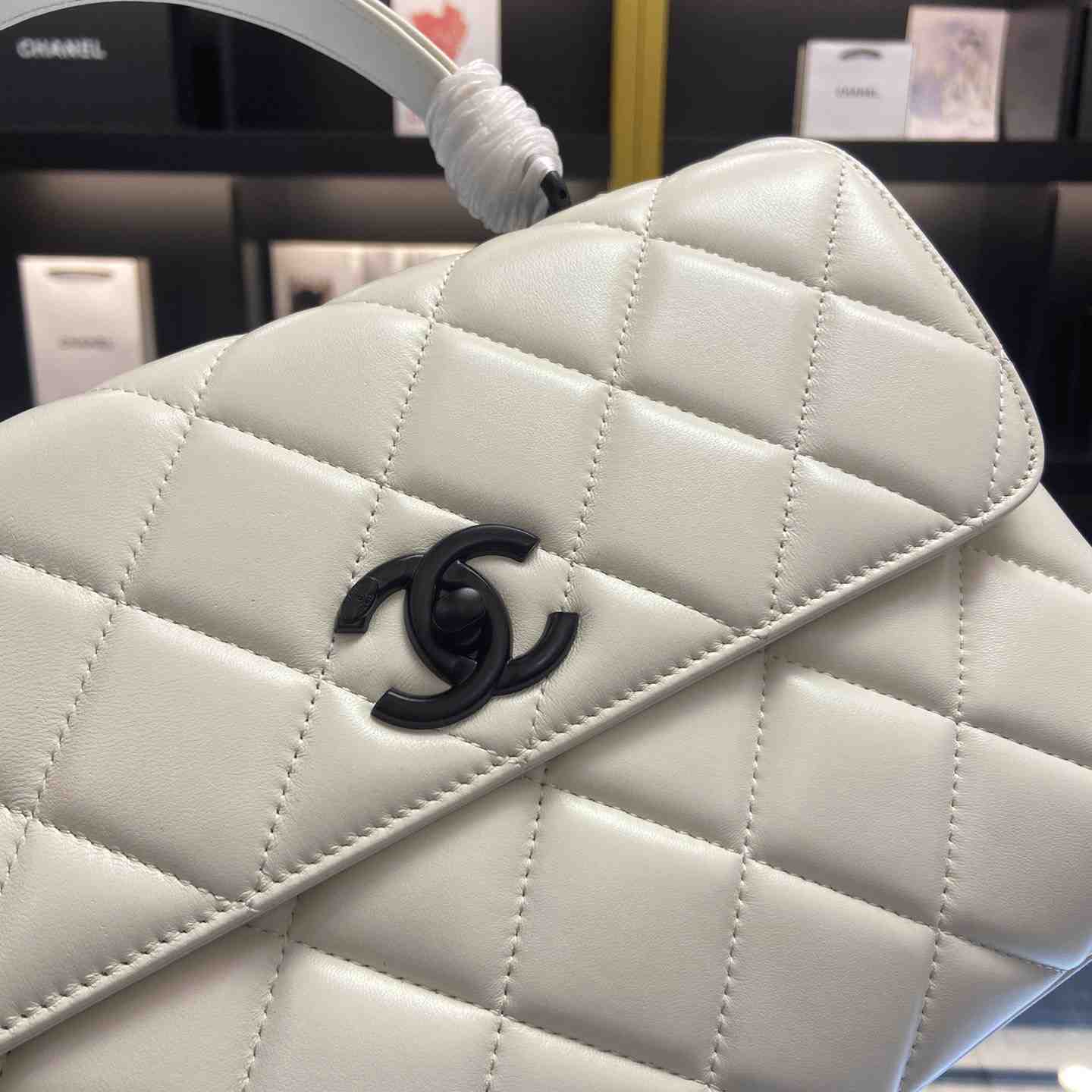 Chanel Flap Bag With Top Handle(25-12-17cm) - DesignerGu