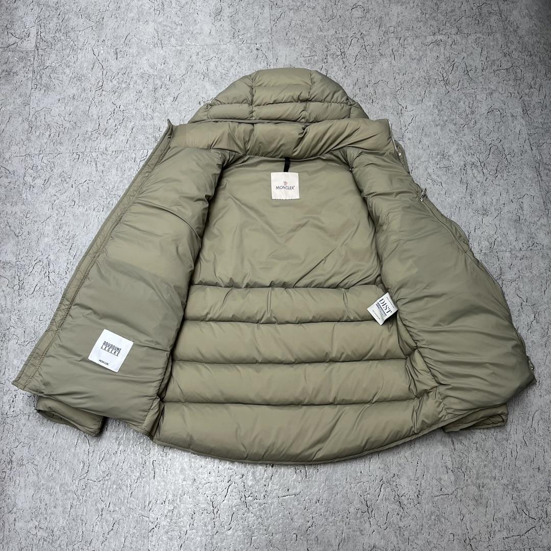 Moncler Hooded Padded Jacket - DesignerGu