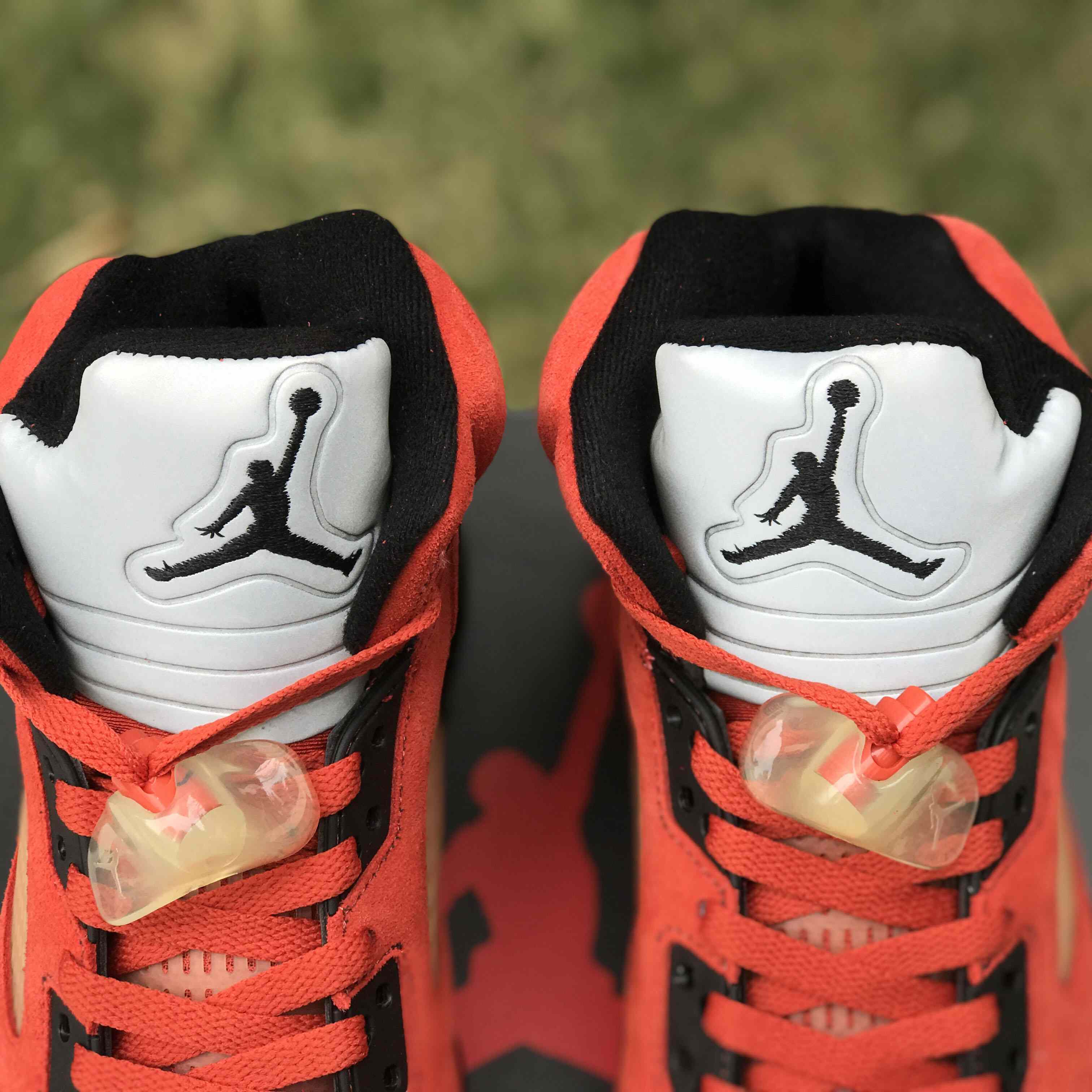 Air Jordan 5 WMNS “Mars For Her” Sneakers          DD9336-800 - DesignerGu