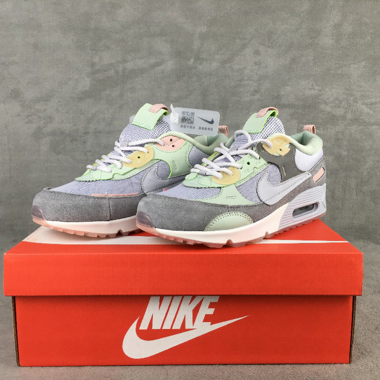 Nike Air Max90 Futura Sneakers      DM9922-001 - DesignerGu