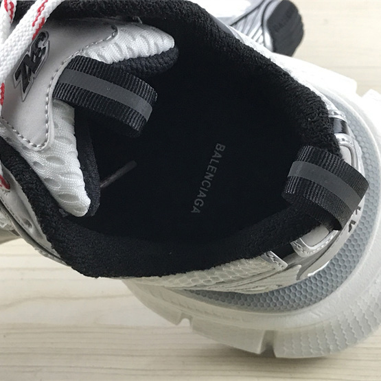 Balenciaga Runner Sneaker  - DesignerGu