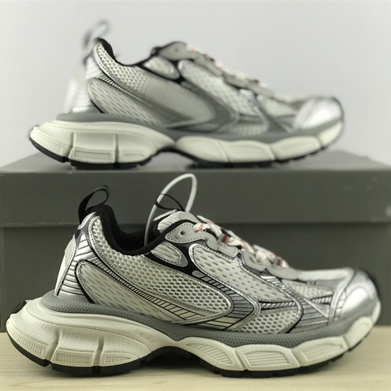 Balenciaga Runner Sneaker  - DesignerGu