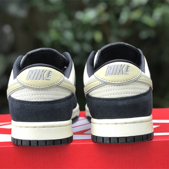 Nike Dunk Low Sneaker       DV3054-001 - DesignerGu