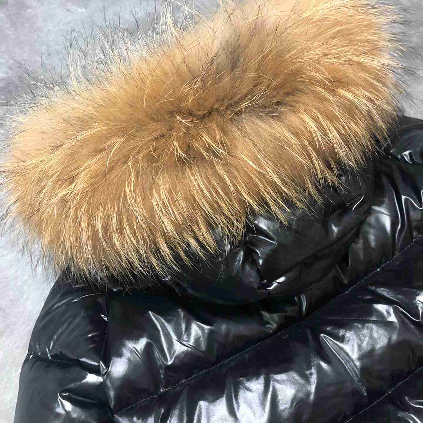 Moncler Short Down Jacket    - DesignerGu